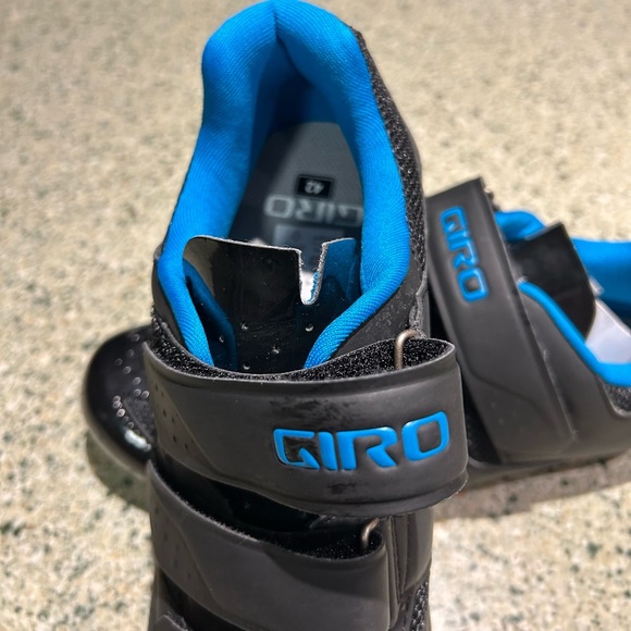 NWT-Giro Cycling Shoe Black Blue 3-strap Road Bike Shoe Unisex - Picture 2 of 11